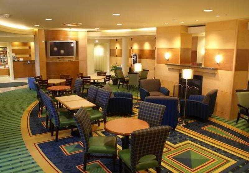 Springhill Suites Pittsburgh Mills Tarentum Интерьер фото